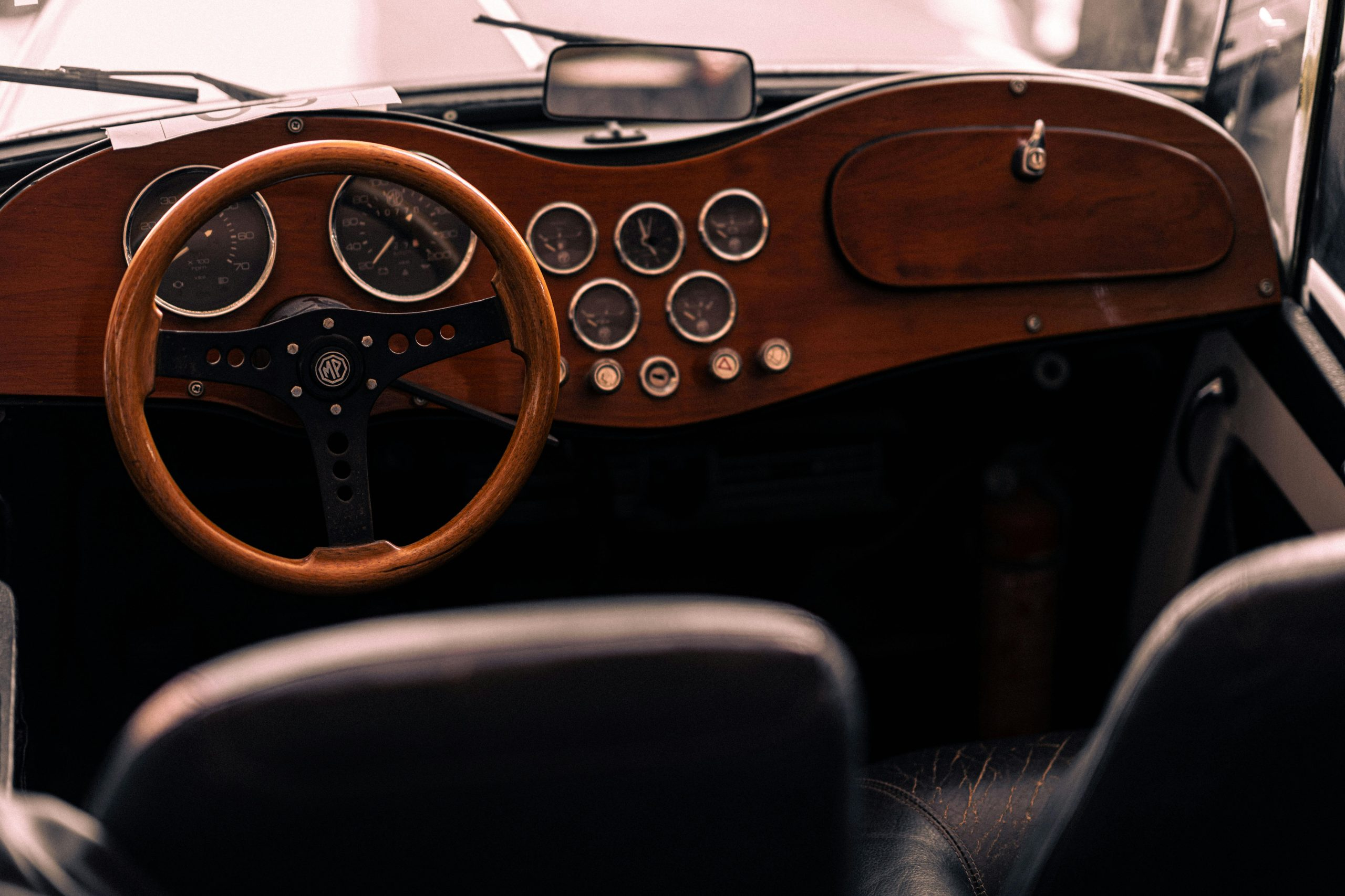 Mastering the Art of Classic Car Restoration Projects