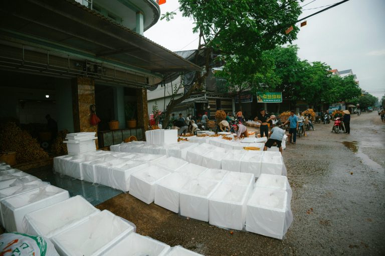 Shopping Locally: The Economic and Community Benefits Explained