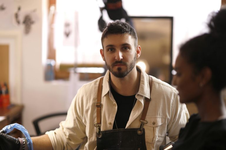 Mastering the Skill of Negotiating for Better Service Contracts