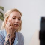 How Social Media Influences Investment Choices