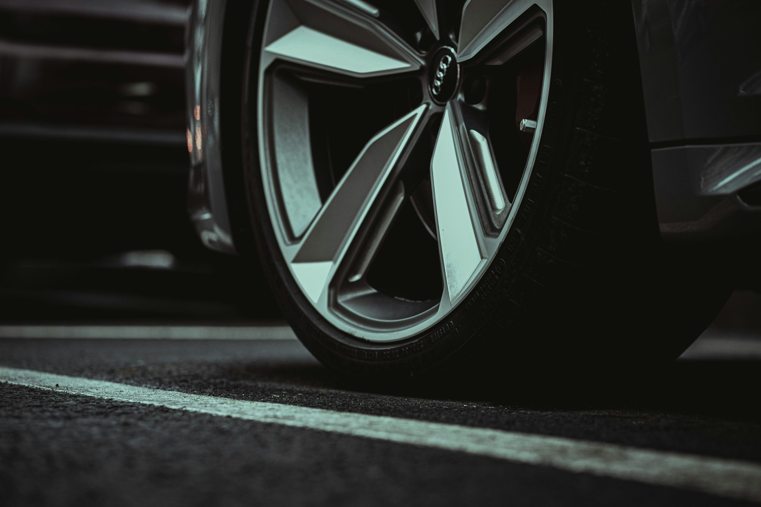 The Connection Between Tire Technology and Road Safety